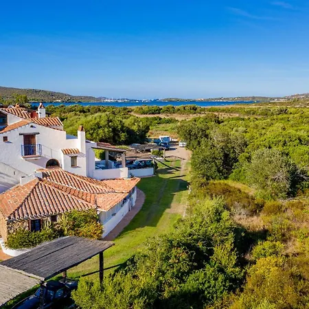 Club Degli Artisti 2 Hébergement de vacances Olbia