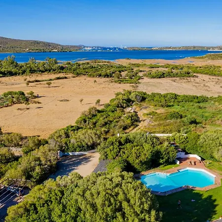 Club Degli Artisti 2 Hébergement de vacances