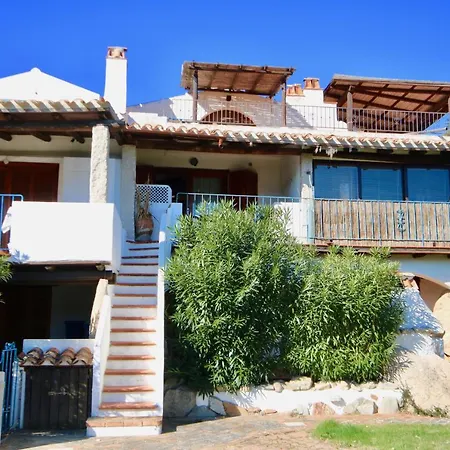 Club Degli Artisti 2 Hébergement de vacances Olbia